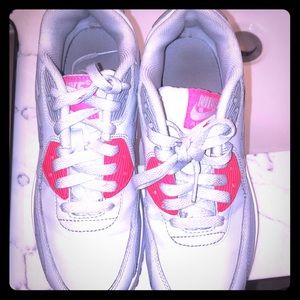 Nike air max low shoes